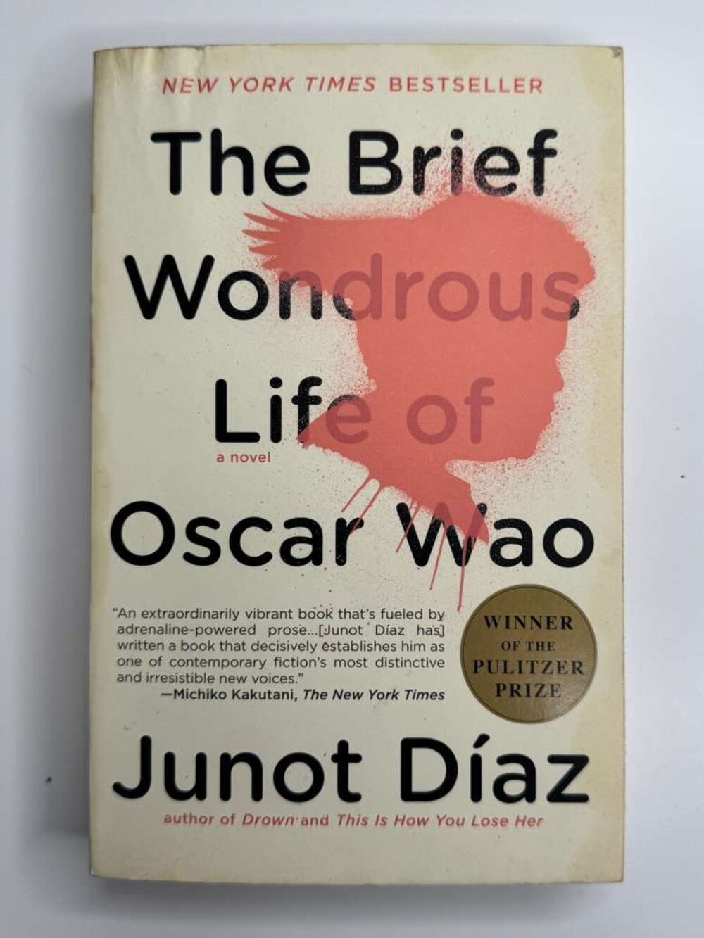 Brief Wondrous Life of Oscar Wao (Pulitzer Prize Winner) by Junot Díaz 2008